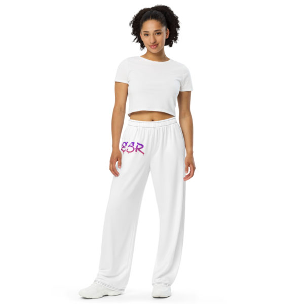 Pantalon large all over unisexe – Image 4